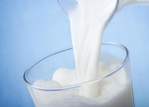 乳業(yè)春風(fēng)再起 從乳品復(fù)蘇到大健康跨界，巨頭們?nèi)绾未蚝脴I(yè)績翻身仗？